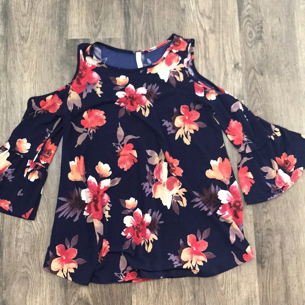 Cold Shoulder Bell-sleeve Top